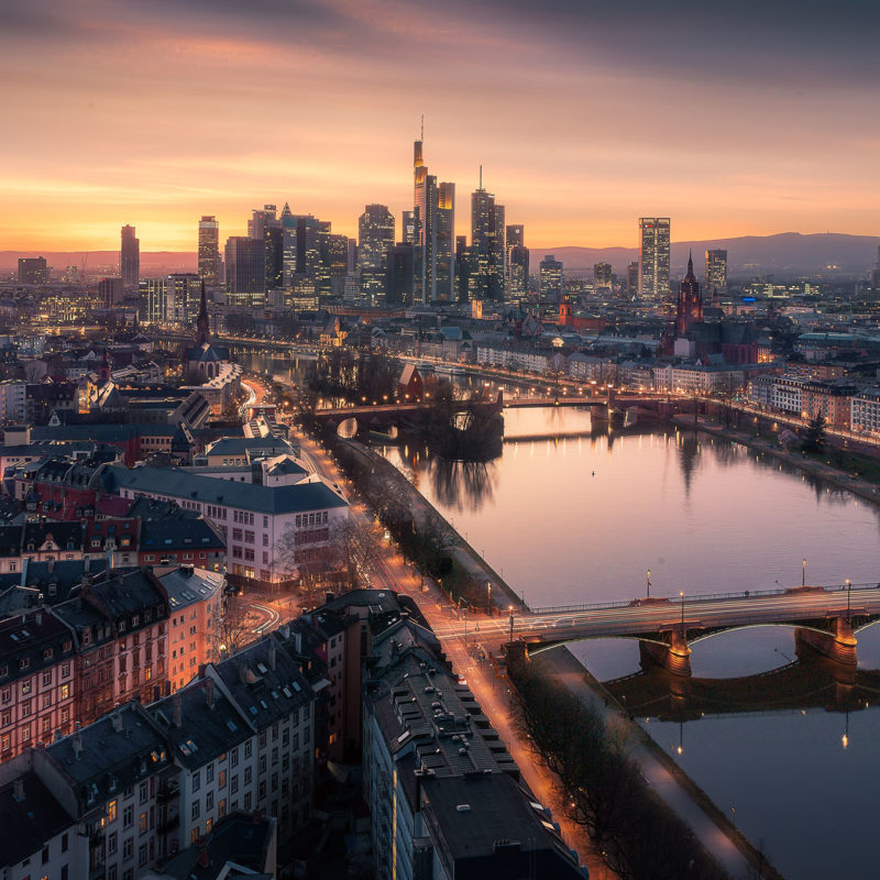 Frankfurt_sunset_with_lights___2_of_2__@mindz.eye_Michael_Sidofsky